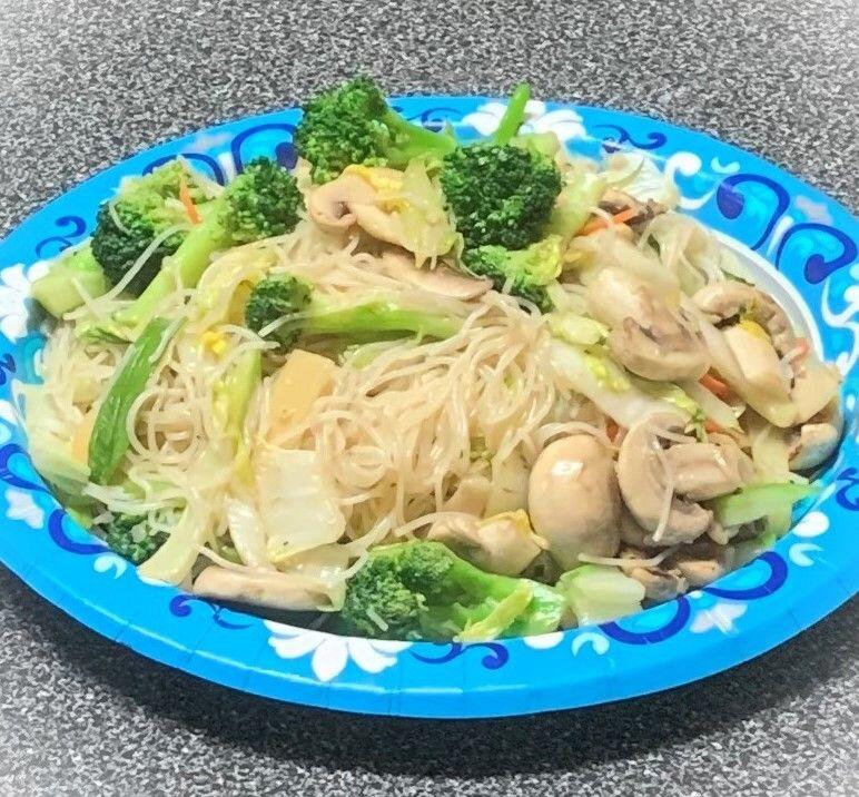 35. VEGETABLE CHOW MEI FUN