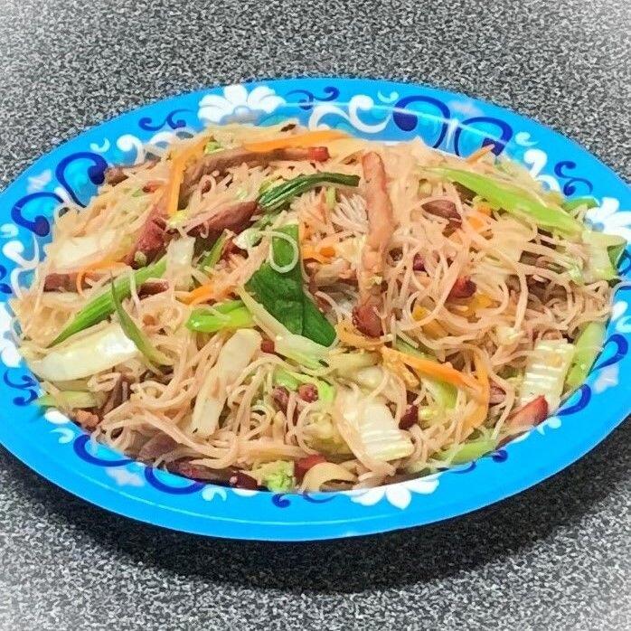 36. ROAST PORK CHOW MEI FUN
