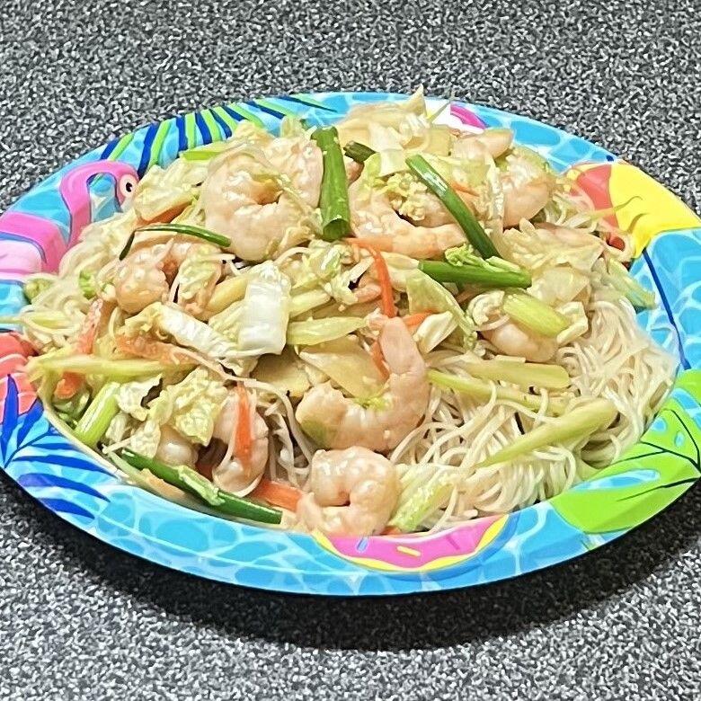 39. SHRIMP CHOW MEI FUN.