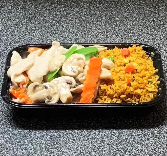 L11. MOO GOO GAI PAN