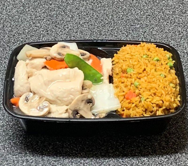 C14. MOO GOO GAI PAN