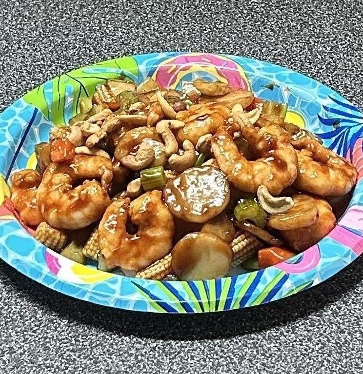114. SHRIMP W. CASHEW NUTS